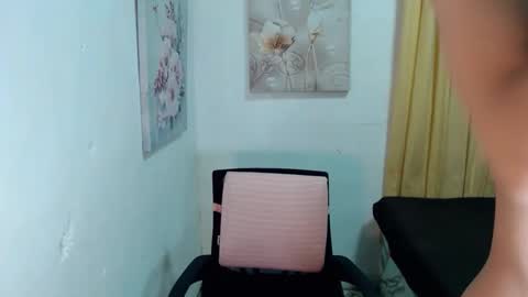 urasian_john20 online show from November 20, 8:47 am