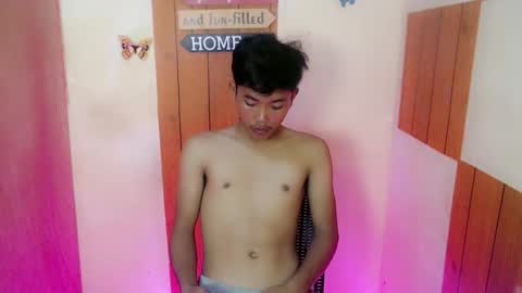 Snapshot of urasian_jomarie chatting on September 21, 12:12 am urasian_jomarie online show from September 21, 12:12 am