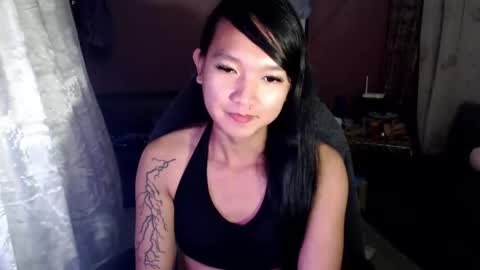 NEWRA  ALLISON online show from March 4, 8:38 pm