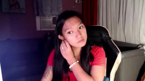 NEWRA  ALLISON online show from October 1, 2:23 pm