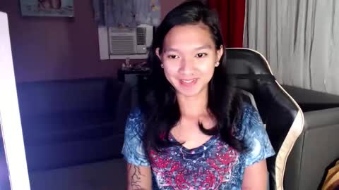 NEWRA  ALLISON online show from October 3, 8:50 pm