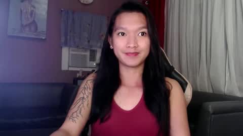 NEWRA  ALLISON online show from October 13, 5:46 pm