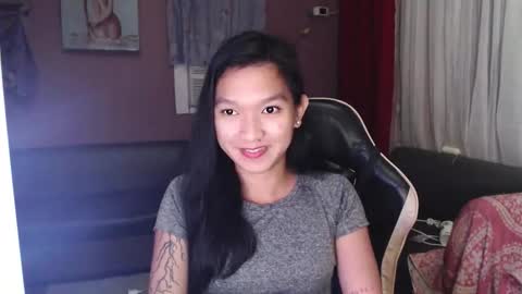 NEWRA  ALLISON online show from October 17, 4:31 pm