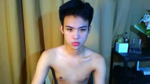 urasiancumboix2 online show from October 22, 11:37 pm