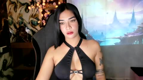 Snapshot of urasiandreamgirlxxx chatting on June 16, 3:31 am jess online show from June 16, 3:31 am