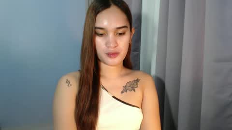 Snapshot of urasianfuckprincessxxx chatting on February 27, 11:15 pm urasianfuckprincessxxx online show from February 27, 11:15 pm