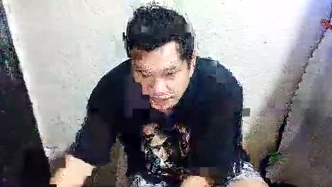 Snapshot of urasianguy90 chatting on February 10, 9:24 am carlo online show from February 10, 9:24 am