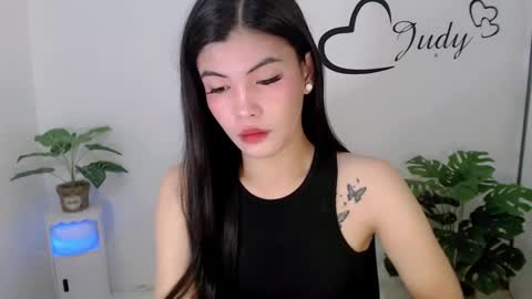 Snapshot of urasianpinayjudyxxx chatting on January 17, 3:22 pm urasianpinayjudyxxx online show from January 17, 3:22 pm