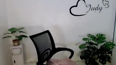 Snapshot of urasianpinayjudyxxx chatting on January 19, 7:46 am urasianpinayjudyxxx online show from January 19, 7:46 am