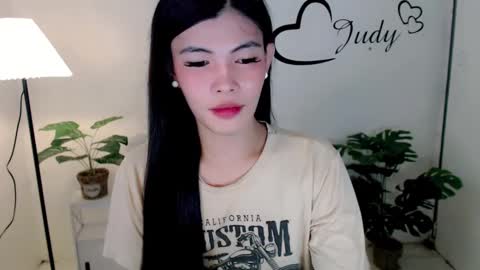Snapshot of urasianpinayjudyxxx chatting on January 23, 2:23 am urasianpinayjudyxxx online show from January 23, 2:23 am