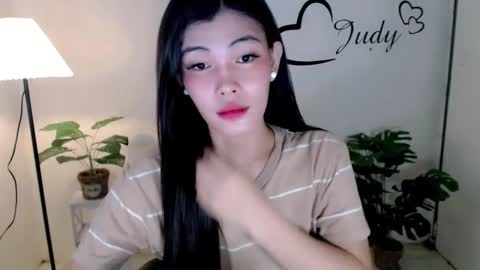 Snapshot of urasianpinayjudyxxx chatting on January 23, 7:32 am urasianpinayjudyxxx online show from January 23, 7:32 am