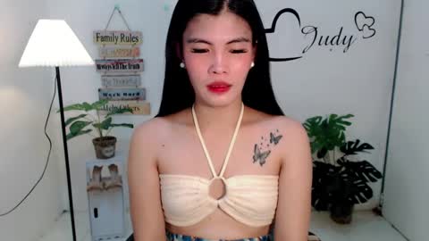 Snapshot of urasianpinayjudyxxx chatting on February 3, 7:18 am urasianpinayjudyxxx online show from February 3, 7:18 am