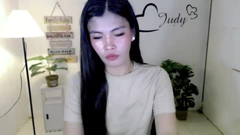 Snapshot of urasianpinayjudyxxx chatting on February 7, 8:22 am urasianpinayjudyxxx online show from February 7, 8:22 am