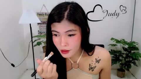 Snapshot of urasianpinayjudyxxx chatting on February 10, 12:29 pm urasianpinayjudyxxx online show from February 10, 12:29 pm