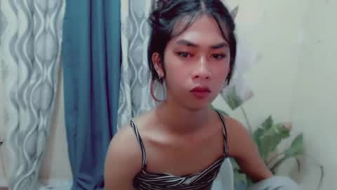 Snapshot of urasianyana chatting on June 8, 12:27 pm urasianyana online show from June 8, 12:27 pm