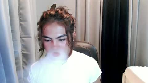 Snapshot of urbaby_anthony chatting on June 29, 3:01 pm urbaby_anthony online show from June 29, 3:01 pm