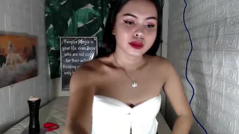 Snapshot of urbaby_molina69 chatting on January 16, 4:38 am its me Molina online show from January 16, 4:38 am