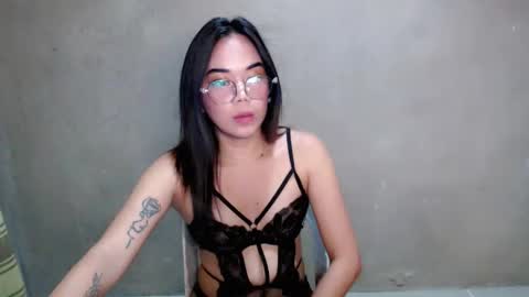 Snapshot of urbabydollx16 chatting on June 5, 5:40 pm urbabydollx16 online show from June 5, 5:40 pm