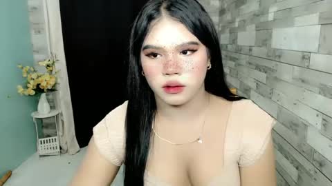 Snapshot of urbabysofia0305 chatting on December 9, 11:47 am Sofia online show from December 9, 11:47 am