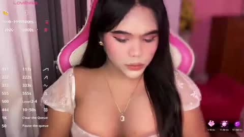 Snapshot of urbabysofia0305 chatting on August 5, 7:38 pm Sofia online show from August 5, 7:38 pm