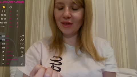 urbadkitty online show from December 6, 12:49 pm