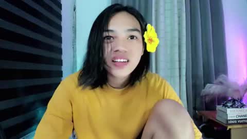 urbambislvt online show from May 28, 1:14 am