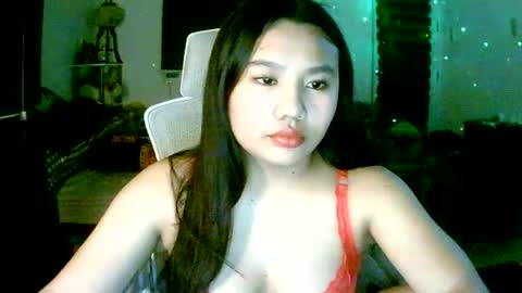 urbbygrl2 online show from June 29, 12:49 pm