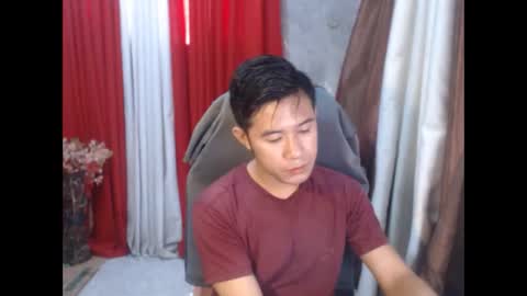 Snapshot of urboy_cass chatting on September 17, 2:13 am urboy_cass online show from September 17, 2:13 am