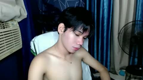 Snapshot of urboytoyheaven chatting on June 11, 5:05 am urboytoyheaven online show from June 11, 5:05 am