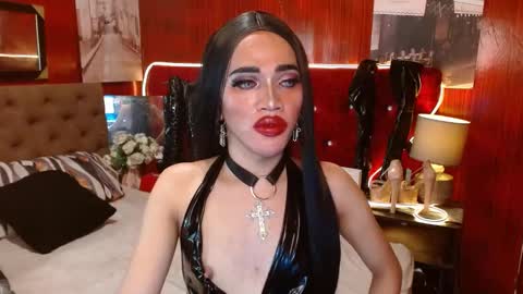 Snapshot of urcumgirlasiants chatting on December 9, 1:24 pm KENDALL online show from December 9, 1:24 pm