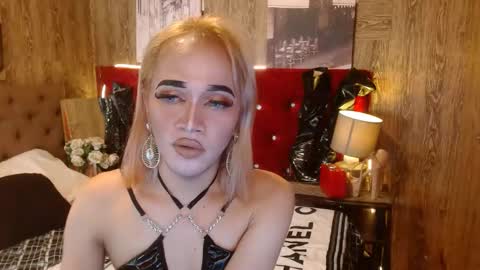 Snapshot of urcumgirlasiants chatting on January 5, 12:31 pm KENDALL online show from January 5, 12:31 pm