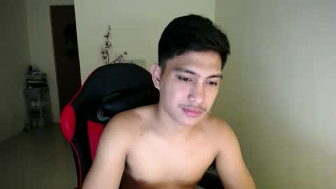 Dannie online show from November 18, 4:33 pm