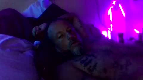urdaddy875867 online show from September 14, 1:32 pm