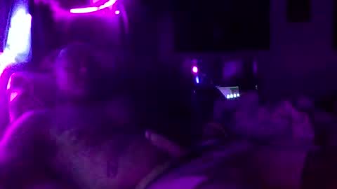 urdaddy875867 online show from November 4, 1:48 am