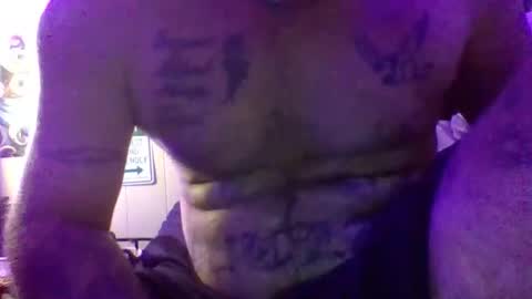 urdaddy875867 online show from March 14, 10:37 pm