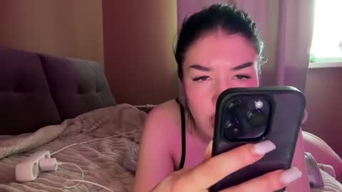 Snapshot of urdevilbaby chatting on December 22, 9:44 am Margo online show from December 22, 9:44 am