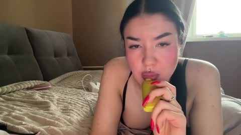 Snapshot of urdevilbaby chatting on December 26, 9:55 am Margo online show from December 26, 9:55 am