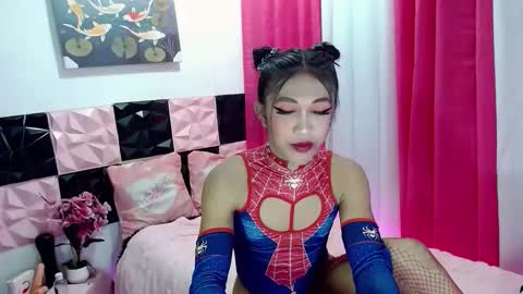 Snapshot of urfantasy_sweetxcali69 chatting on October 30, 11:27 pm cali online show from October 30, 11:27 pm