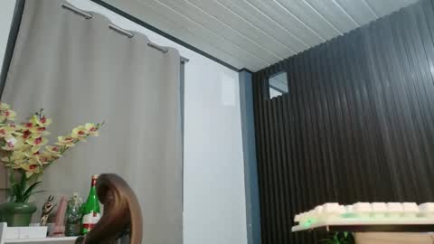 urfave_bbgirl online show from December 14, 10:42 am