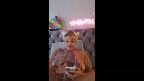 urfaveriri online show from October 15, 10:48 am