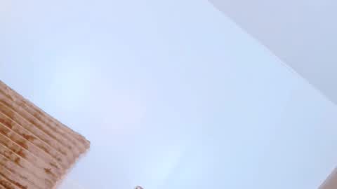 Vivi online show from November 30, 11:58 am