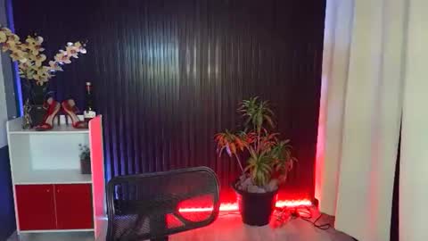 Rianne online show from November 20, 5:12 pm