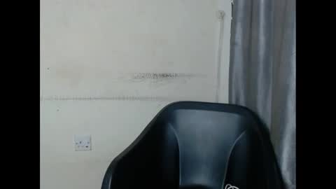 urflirtydoll online show from February 9, 2:06 am