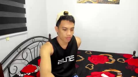 urfucker_vinz online show from March 20, 1:38 pm