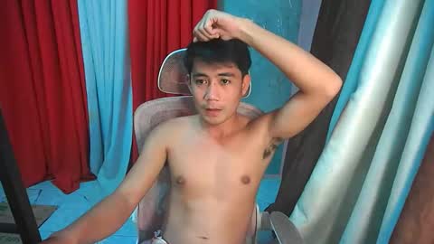 urfucking_nin15 online show from March 6, 3:25 am