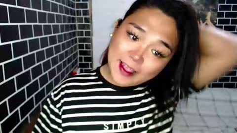 Snapshot of urgirl_dimple chatting on September 9, 12:10 am Dimple online show from September 9, 12:10 am