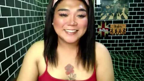 Dimple online show from November 23, 1:55 pm