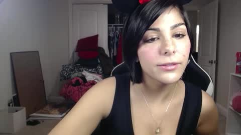 Snapshot of urgoddessmarla chatting on December 15, 12:15 am Goddess Marla online show from December 15, 12:15 am