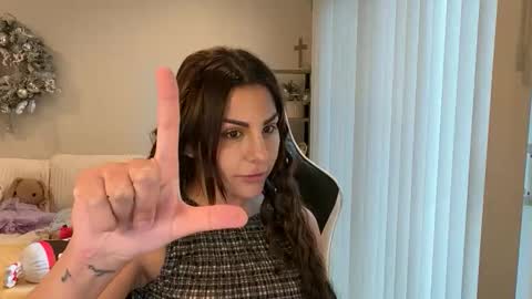 Snapshot of urgoddessmarla chatting on April 7, 9:59 pm Goddess Marla online show from April 7, 9:59 pm