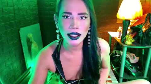Snapshot of urhardcockqueenxxx chatting on June 4, 6:47 pm queen norelle online show from June 4, 6:47 pm